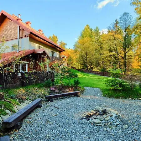 Apartment Przystanek Lesna