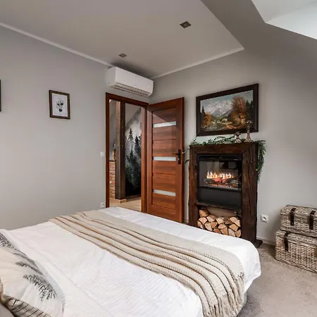 Przystanek Lesna Apartmán