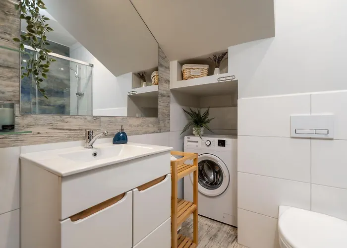 Przystanek Leśna 3 Nad Strumieniem, Otoczone Lasem U Stóp Beskidów Apartamento *