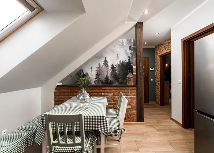 Przystanek Leśna 3 Nad Strumieniem, Otoczone Lasem U Stóp Beskidów Apartamento *